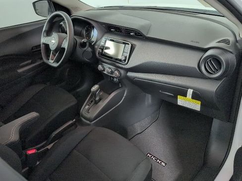 New 2025 Nissan Kicks Play S FWD image 12