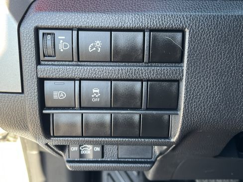 Used 2024 Toyota Tacoma TRD Off-Road AWD/4WD image 14