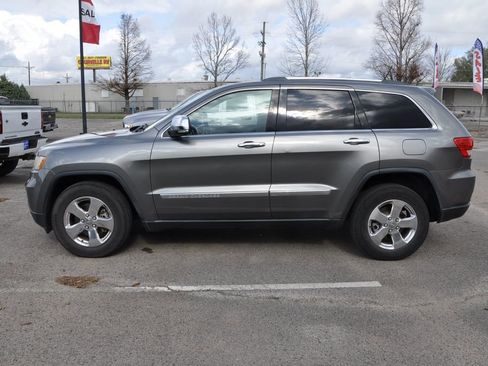 Used 2013 Jeep Grand Cherokee Limited image 2