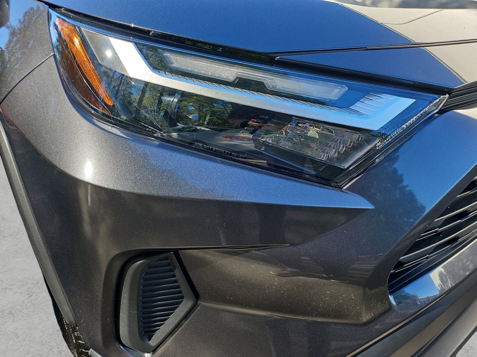 Used 2023 Toyota RAV4 XLE FWD image 39