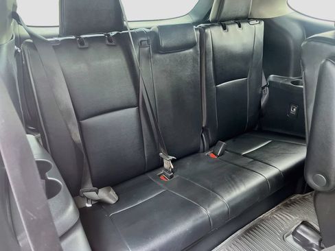 Used 2025 Toyota Highlander XLE AWD/4WD image 28