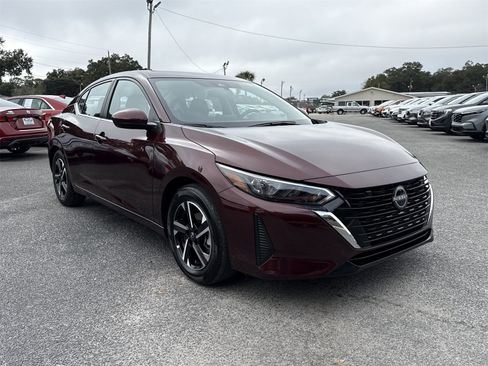 Used 2025 Nissan Sentra SV image 7