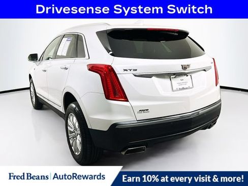 Used 2018 Cadillac XT5 AWD image 6
