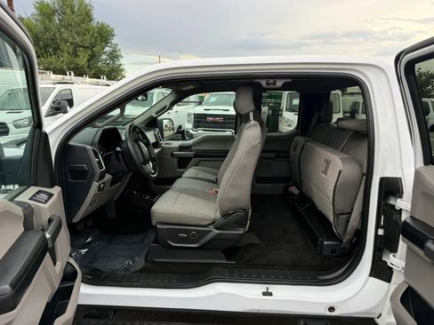 Used 2015 Ford F150 XLT w/ Equipment Group 301A Mid RWD image 15
