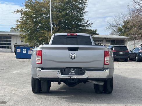 Used 2022 RAM 3500 Tradesman image 4