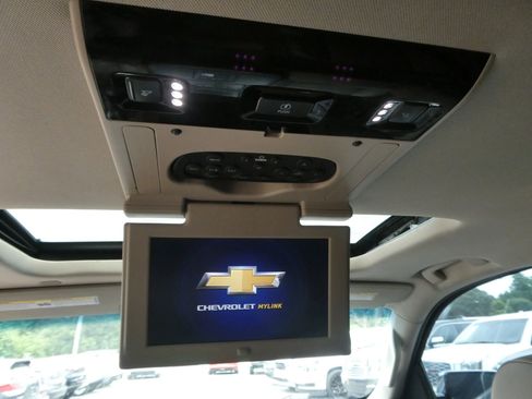 Used 2017 Chevrolet Tahoe Premier AWD/4WD image 33