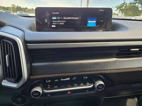 Used 2025 MAZDA CX-50 AWD 2.5 Hybrid w/ Premium Pkg image 18