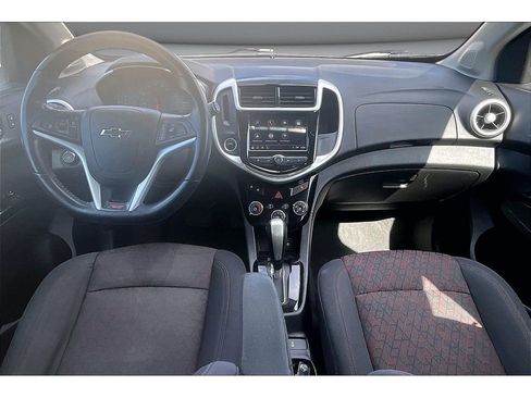 Used 2018 Chevrolet Sonic LT w/ True North Edition FWD image 18