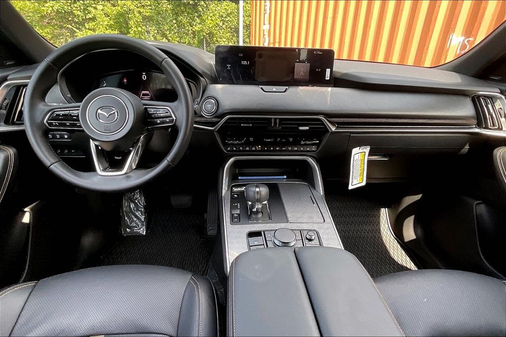 Used 2025 MAZDA CX-70 Plug-In Hybrid w/ Premium Plus AWD/4WD image 15