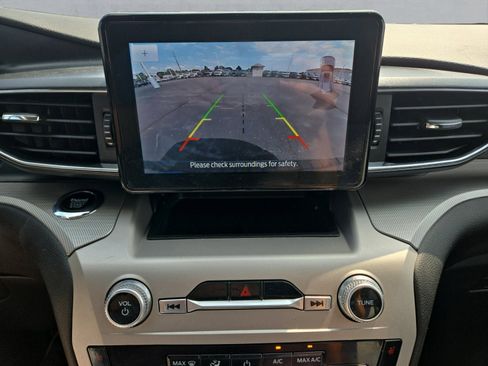 Certified 2023 Ford Explorer XLT w/ Equipment Group 202A image 19