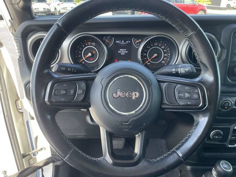Used 2020 Jeep Gladiator Sport w/ Quick Order Package 24S AWD/4WD image 14