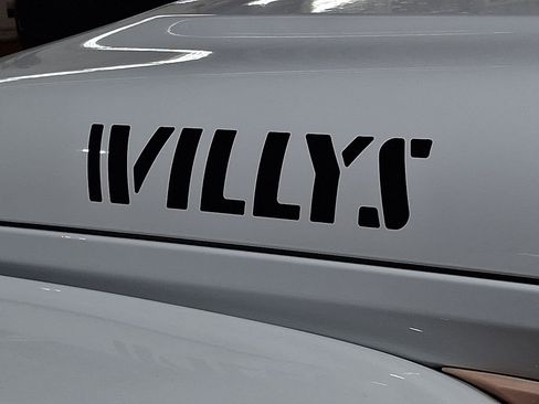 Used 2022 Jeep Gladiator Willys image 27