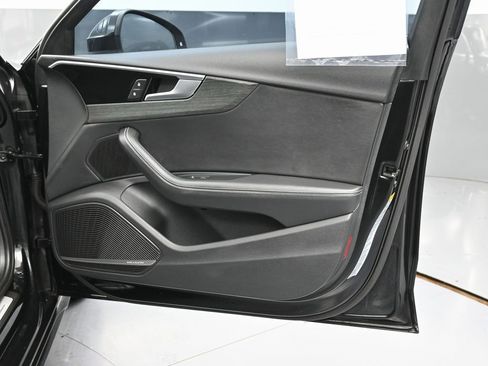 Used 2022 Audi A4 2.0T Premium Plus w/ Premium Plus Package image 39