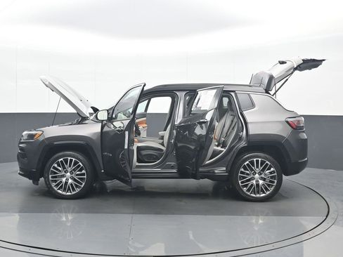 Used 2022 Jeep Compass Limited w/ Elite Group image 26