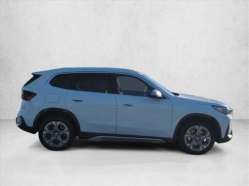 Used 2023 BMW X1 xDrive28i w/ Convenience Package AWD/4WD image 4