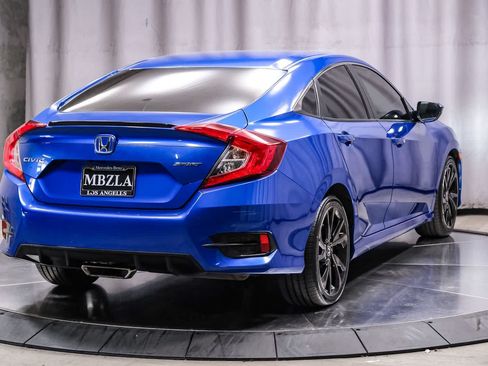 Used 2019 Honda Civic Sport image 4