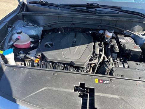 Used 2022 Kia Sorento LX image 38