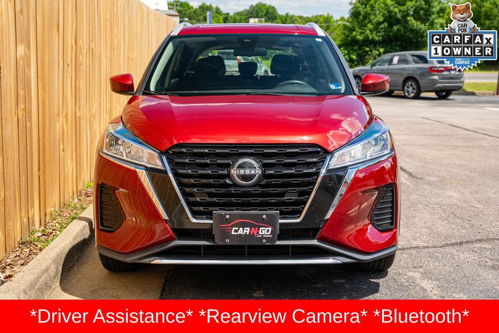 Used 2023 Nissan Kicks SV FWD image 2