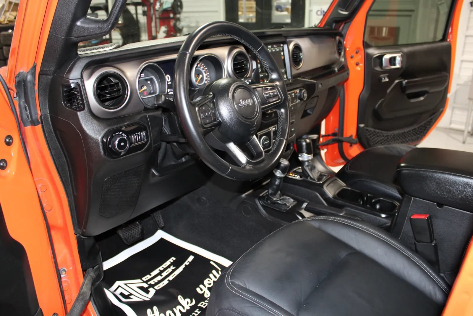 Used 2020 Jeep Wrangler Unlimited Sport S w/ Sun And Sound Package AWD/4WD image 30