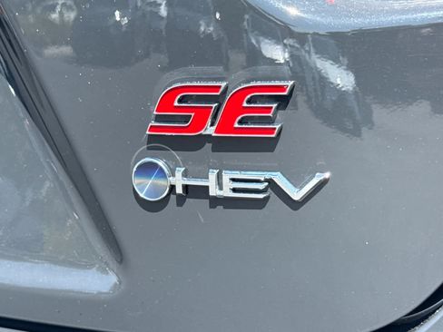 Used 2025 Toyota Corolla SE w/ SE Premium Package FWD image 30