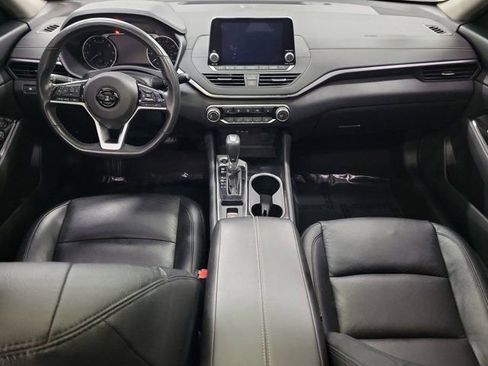 Certified 2022 Nissan Altima 2.5 SV w/ SV Premium Package image 14