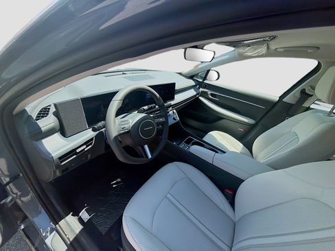 New 2026 Hyundai Sonata SEL FWD image 7