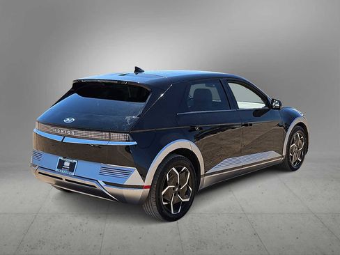 Certified 2024 Hyundai Ioniq 5 Limited RWD image 8