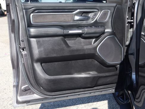 Used 2023 RAM 1500 Laramie AWD/4WD image 17