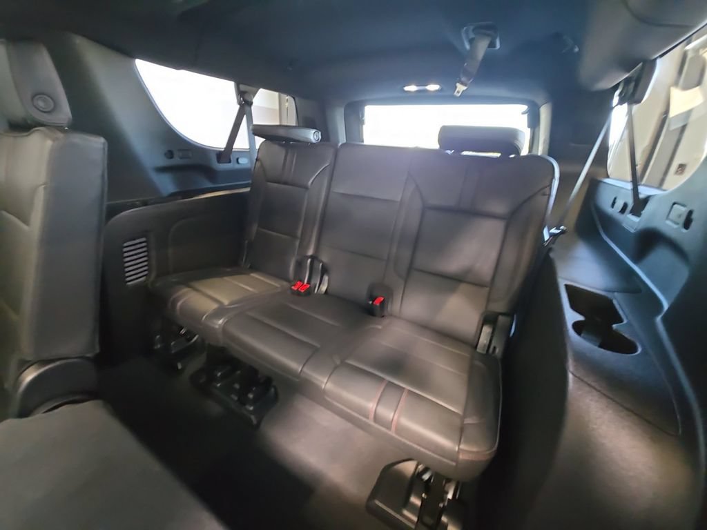 Certified 2025 Chevrolet Suburban RST w/ Sun And Tow Package AWD/4WD image 36