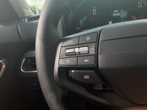 Used 2025 Kia K4 FWD image 25