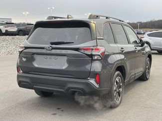 Certified 2025 Subaru Forester Premium w/ Convenience Package #1 video 3