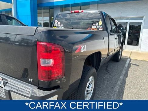 Used 2011 Chevrolet Silverado 2500 LT w/ Interior Plus Package AWD/4WD image 5