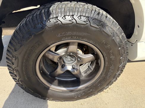 Used 1998 Toyota Land Cruiser image 11