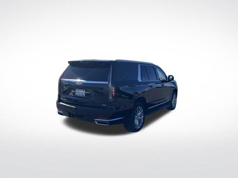 Used 2023 Cadillac Escalade ESV Premium Luxury RWD image 5