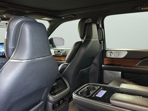 Used 2022 Lincoln Navigator Black Label AWD/4WD image 28