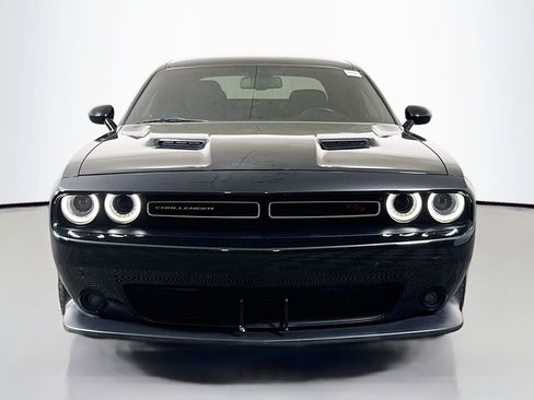 Used 2018 Dodge Challenger R/T Scat Pack w/ Dynamics Package image 2