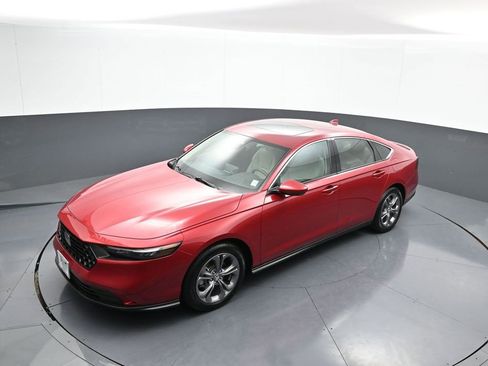 Certified 2024 Honda Accord EX image 67