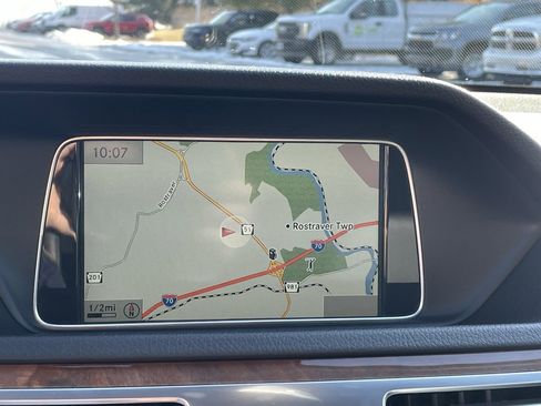 Used 2014 Mercedes-Benz E 350 4MATIC Sedan image 36