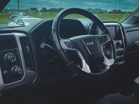 Used 2015 GMC Sierra 1500 SLE w/ SLE Value Package AWD/4WD image 2