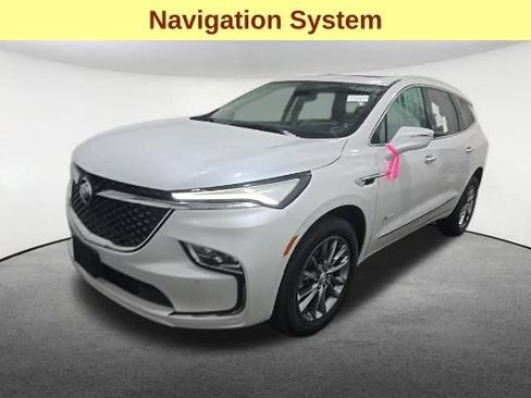 Used 2022 Buick Enclave Avenir w/ Avenir Technology Package AWD/4WD image 4