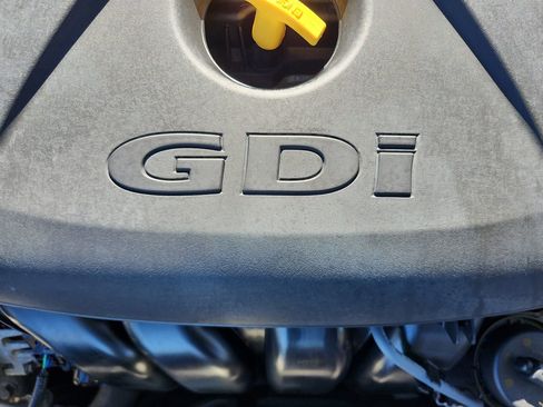 Used 2014 Hyundai Elantra GT w/ Option Group 03 image 21