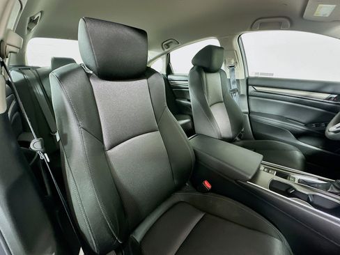 Used 2020 Honda Accord LX image 25
