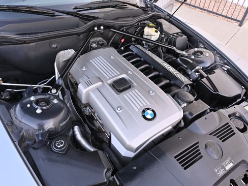 Used 2006 BMW Z4 3.0si RWD image 45