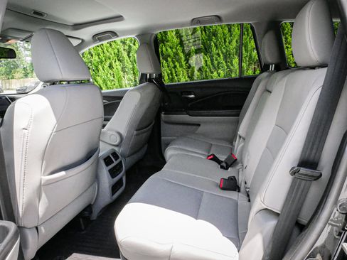 Used 2016 Honda Pilot EX-L image 8