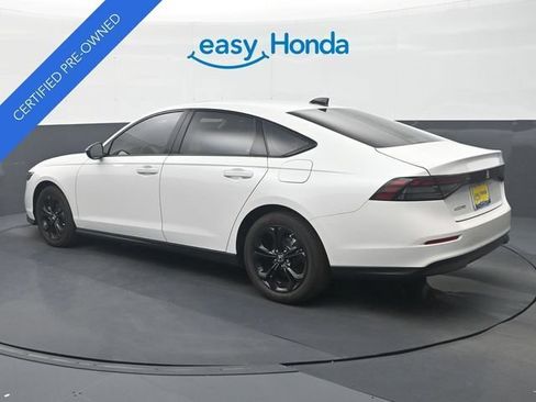 Certified 2025 Honda Accord SE image 5