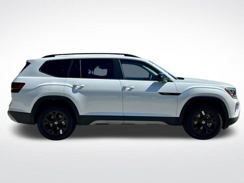 New 2026 Volkswagen Atlas Peak Edition AWD/4WD image 4