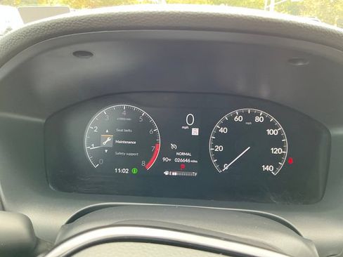 Used 2025 Honda HR-V Sport image 26