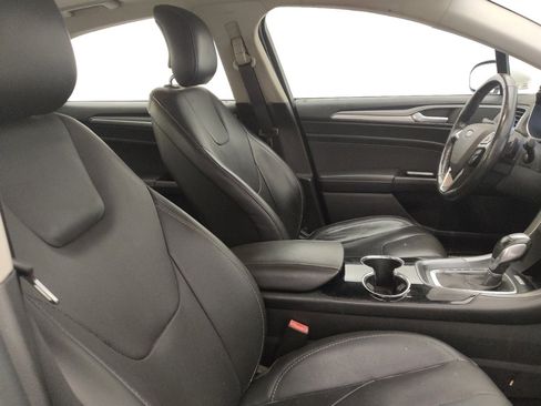 Used 2014 Ford Fusion Titanium image 21