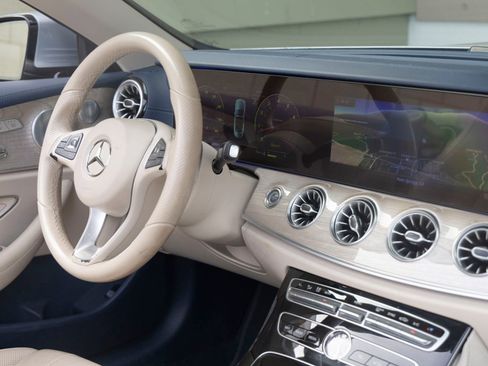 Used 2018 Mercedes-Benz E 400 Cabriolet image 24