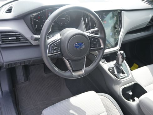 Used 2025 Subaru Outback Premium w/ Popular Package #1A AWD/4WD image 11